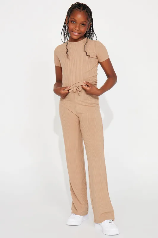Mini In A Mood Ribbed Pant Set - Mocha sold by Fashion Nova