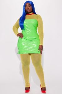 Best TV Mom 4 Piece Costume Set - Yellow/combo sold by Fashion Nova