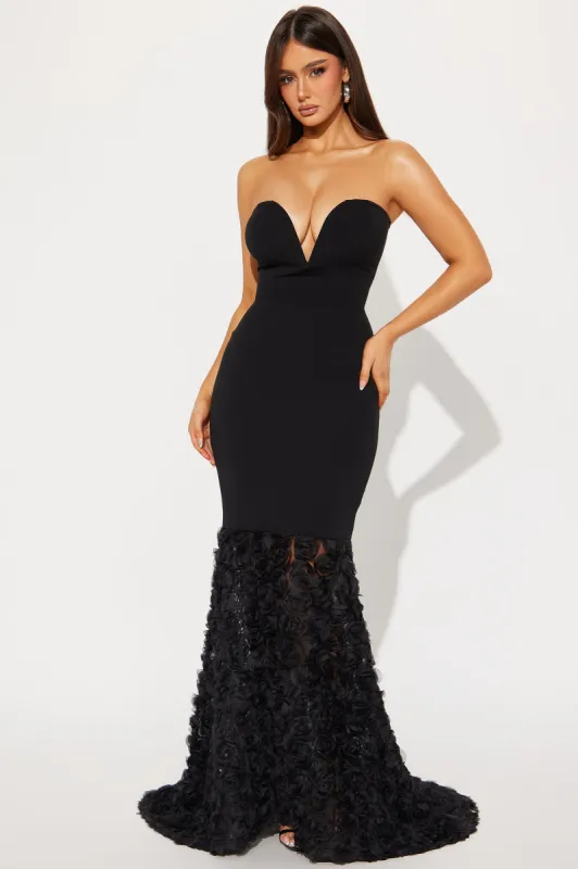 Angelica Rose Maxi Dress - Black sold by Fashion Nova