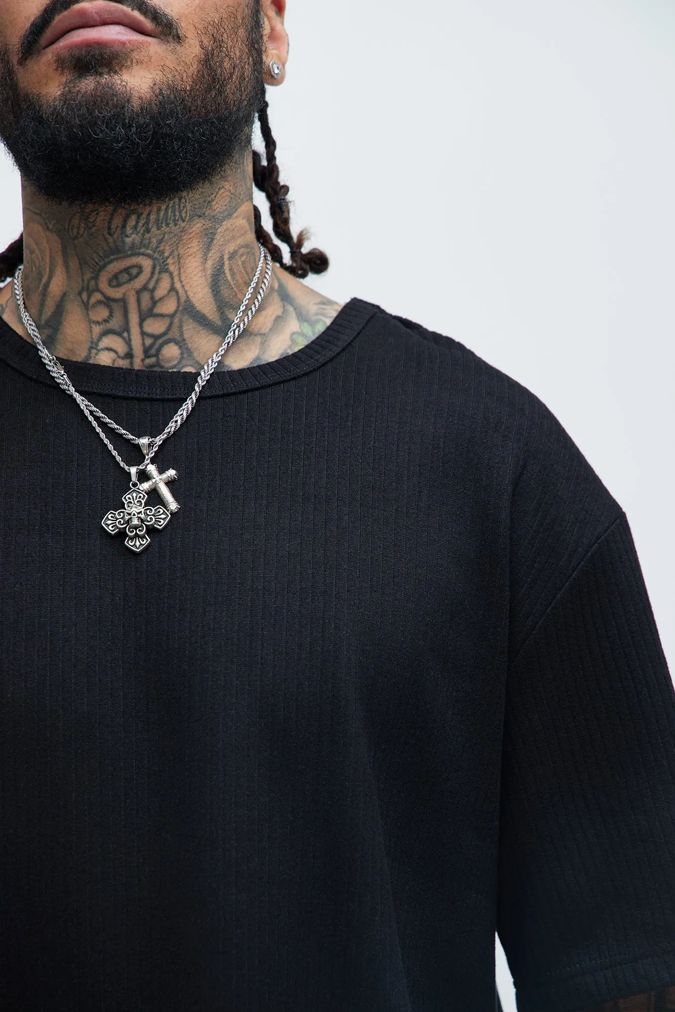 Franklin Stripe Knit Relaxed Short Sleeve Tee - Black sold by Fashion Nova product image thumbnail 3