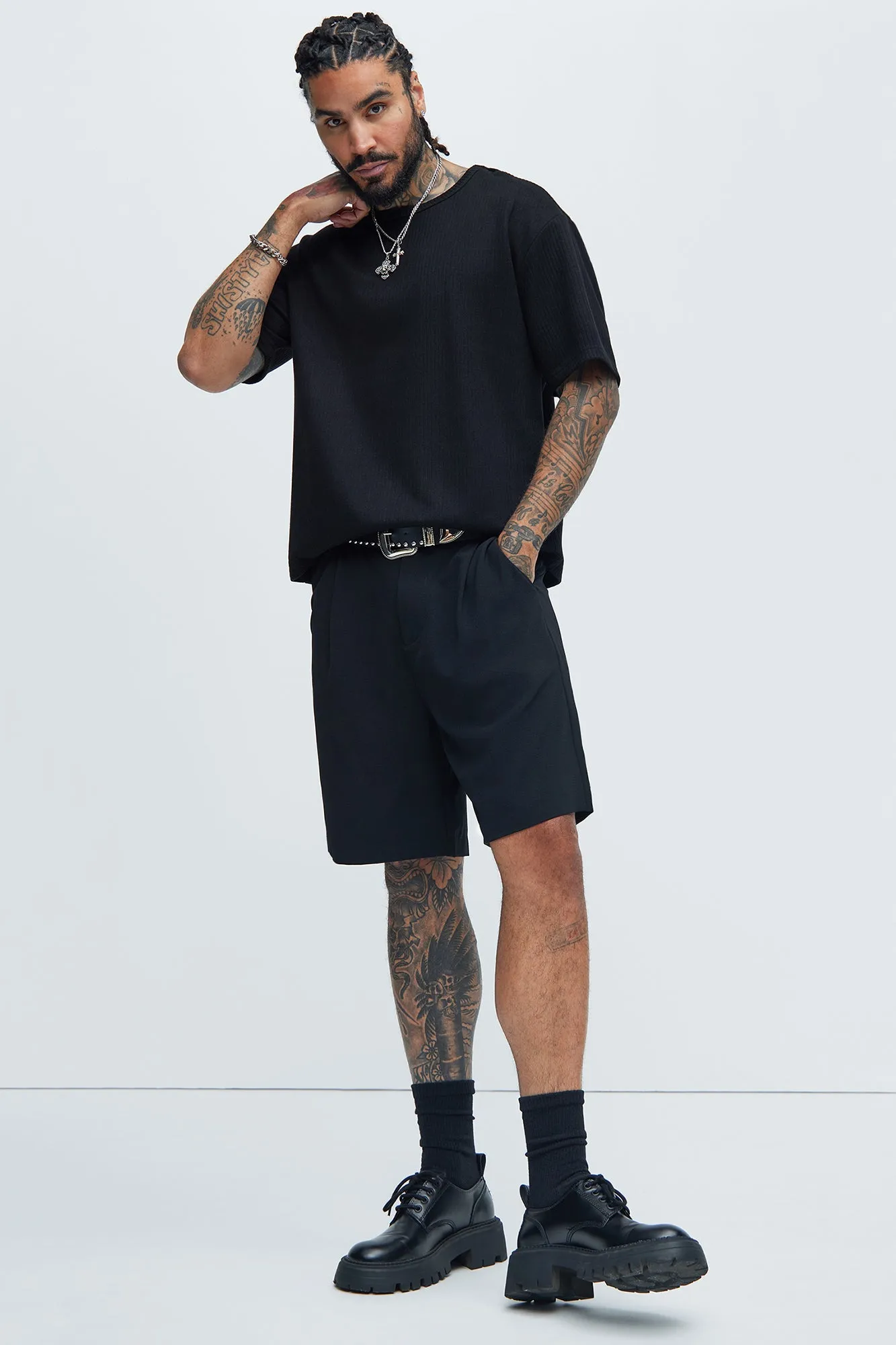 Franklin Stripe Knit Relaxed Short Sleeve Tee - Black sold by Fashion Nova product image thumbnail 2