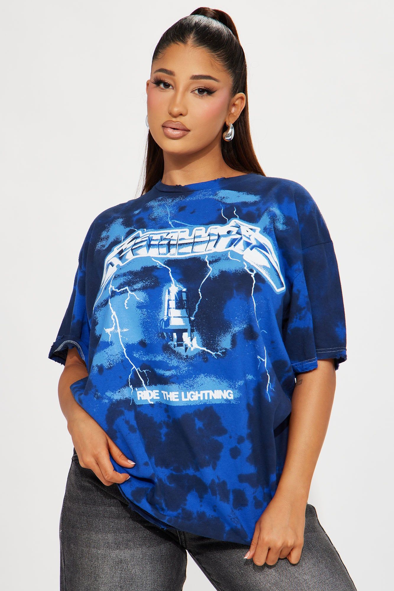 Metallica Lightning Oversized Tee - Black/Blue sold by Fashion Nova