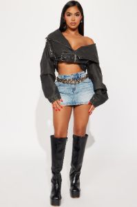 Statement Chain Belt - Gold sold by Fashion Nova