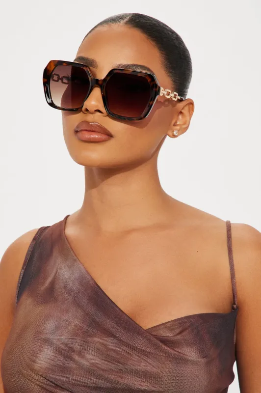 Better Believe In Me Sunglasses - Tortoise sold by Fashion Nova