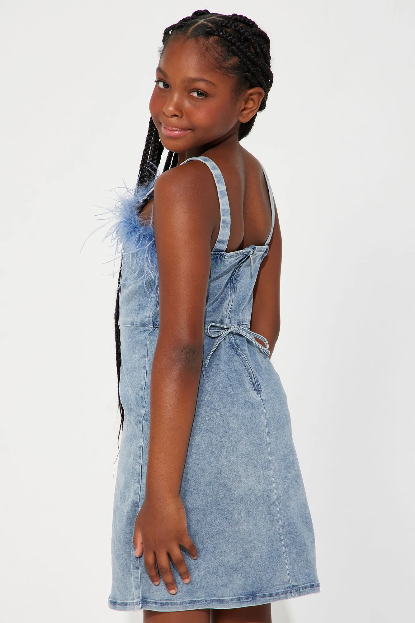 Mini She's A Star Denim Dress With Feathers - Medium Blue Wash sold by Fashion Nova product image thumbnail 3