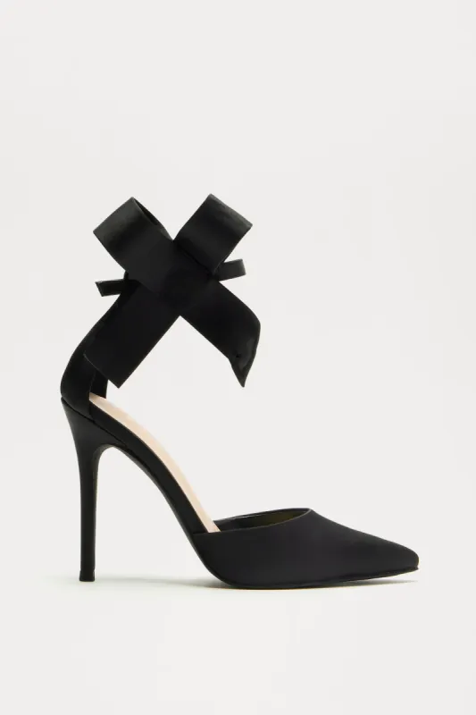 Elenora Bow Pumps - Black sold by Fashion Nova