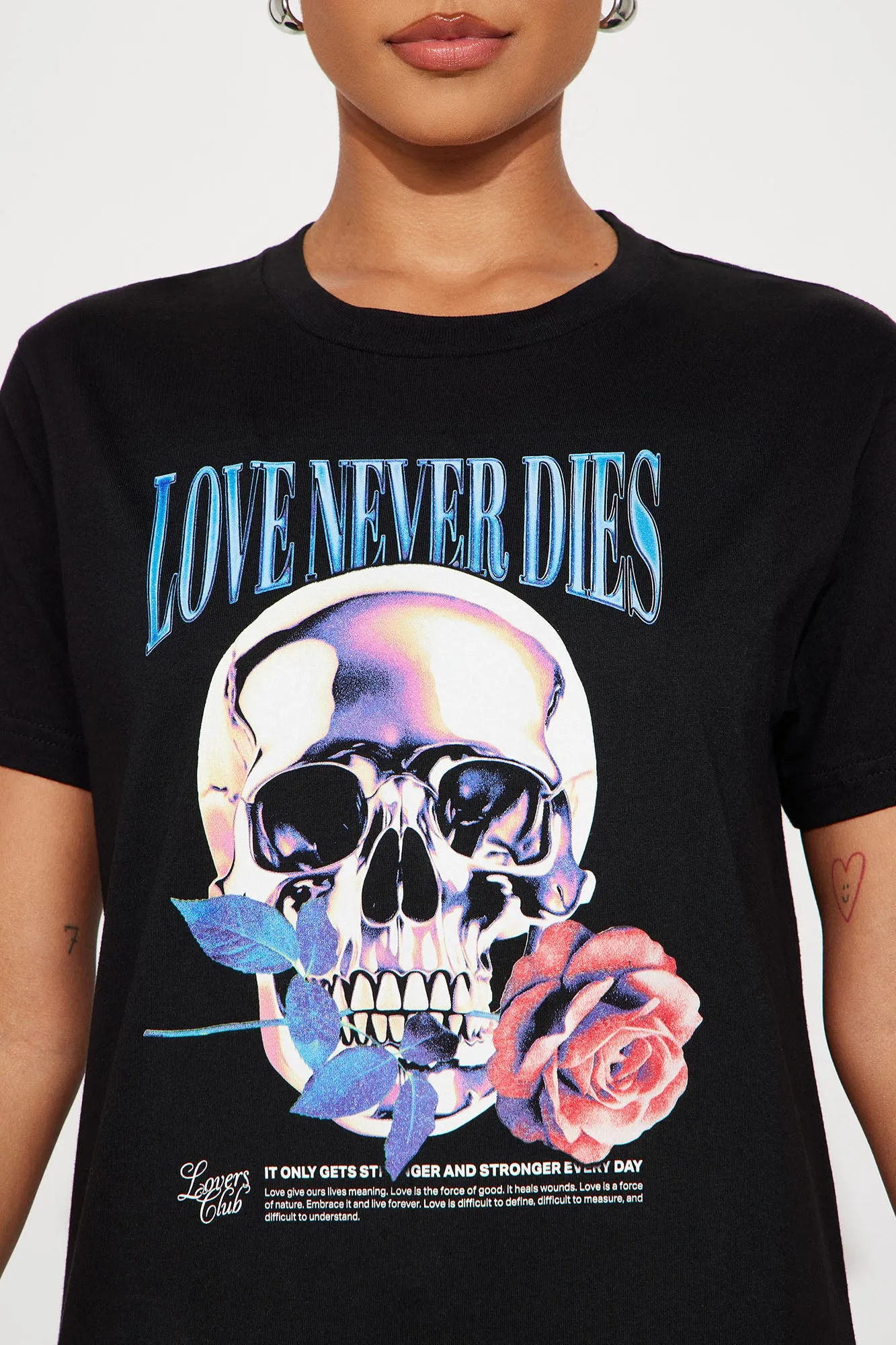 Chrome Skull and Rose Graphic Tee - Black sold by Fashion Nova product image thumbnail 3