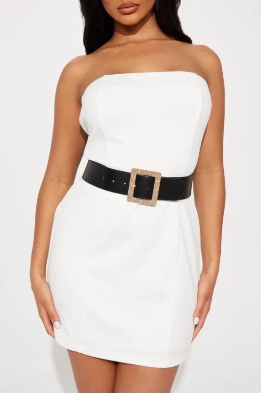 Leading Them On Stretch Belt - Black sold by Fashion Nova