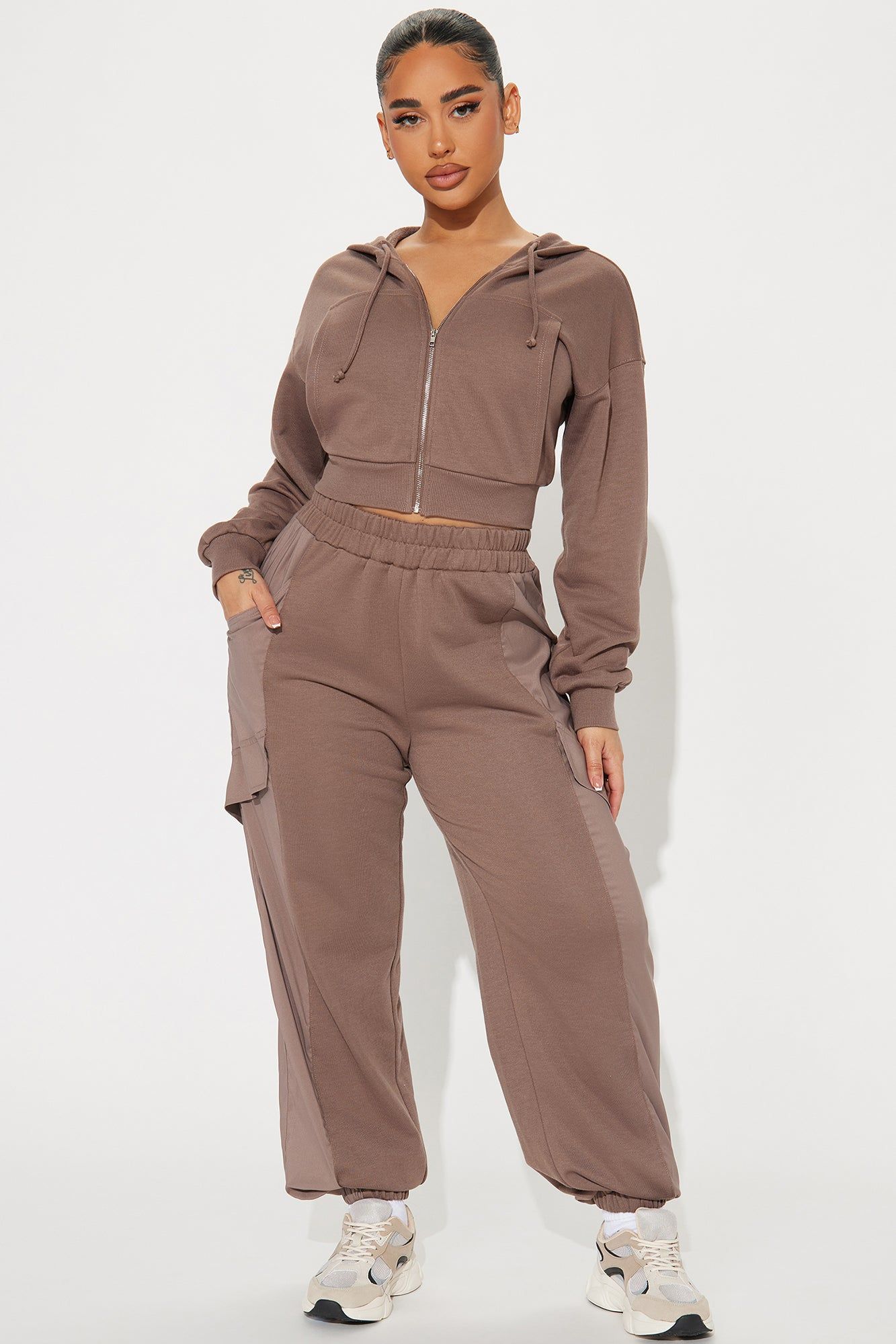 Live Like Me Jogger Set - Brown sold by Fashion Nova