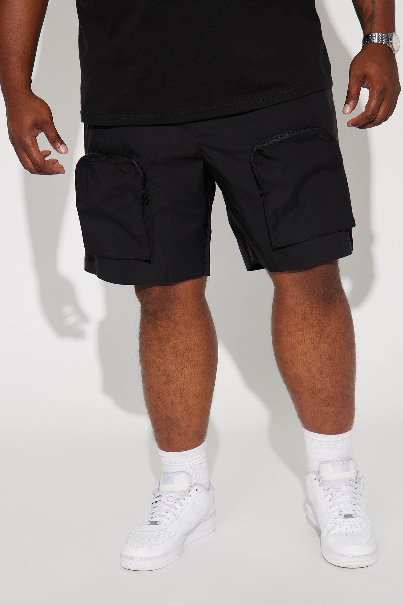 Pockets On Swole Relaxed Cargo Shorts - Black sold by Fashion Nova