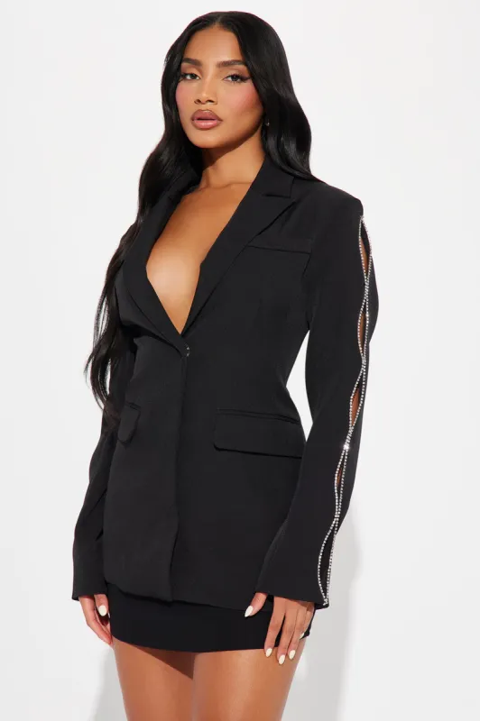 Cut It Out Blazer - Black sold by Fashion Nova