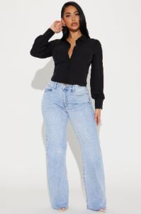 A Way With Words Shirt - Black sold by Fashion Nova