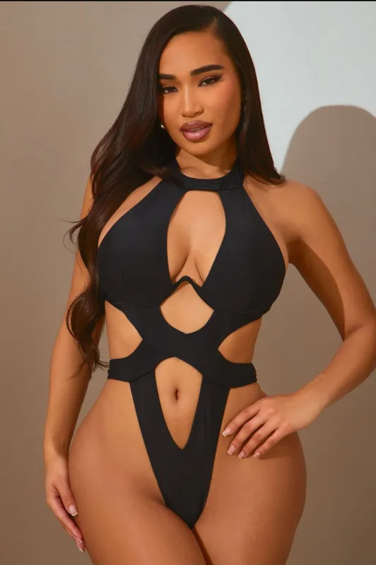 Adela Strappy Underwire 1 Piece Swimsuit - Black sold by Fashion Nova