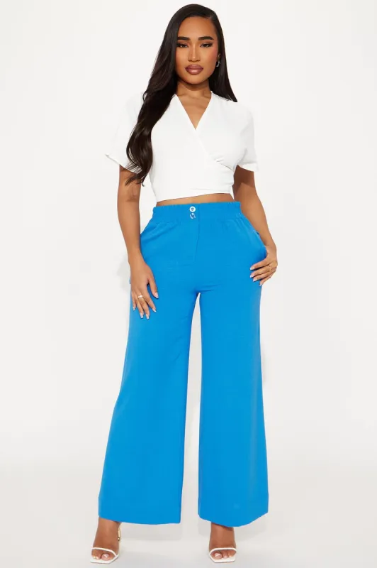 Kathryn Wide Leg Pull On Pant - Royal sold by Fashion Nova