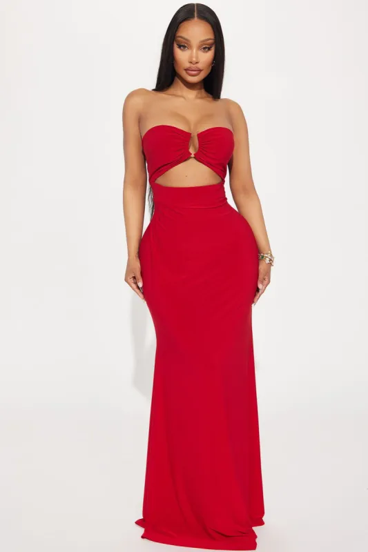 Janie Strapless Maxi Dress - Red sold by Fashion Nova