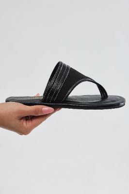 Chill Vacay Flip Flops - Black sold by Fashion Nova