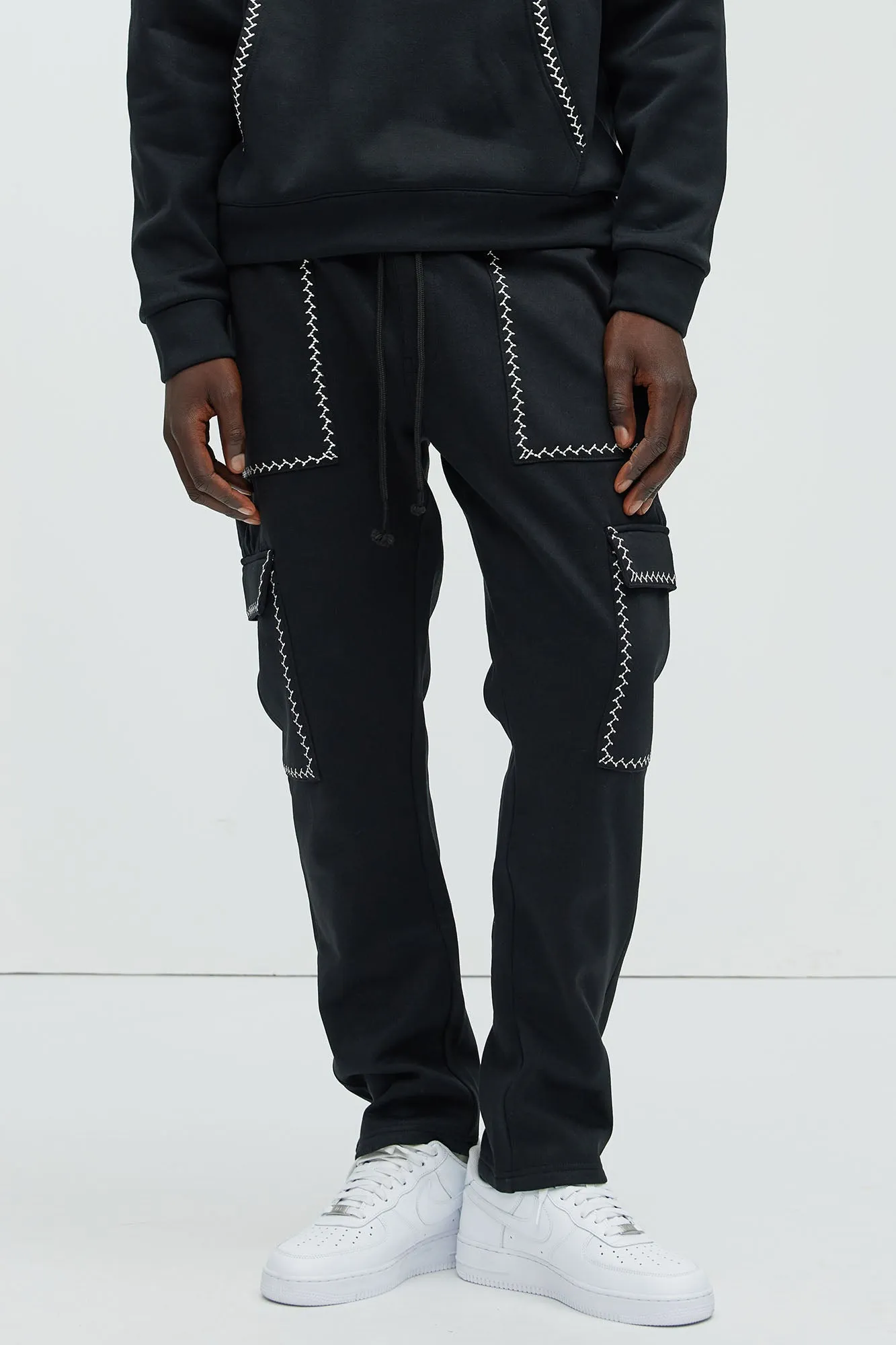Casual Contrast Stitch Sweatpants - Black sold by Fashion Nova