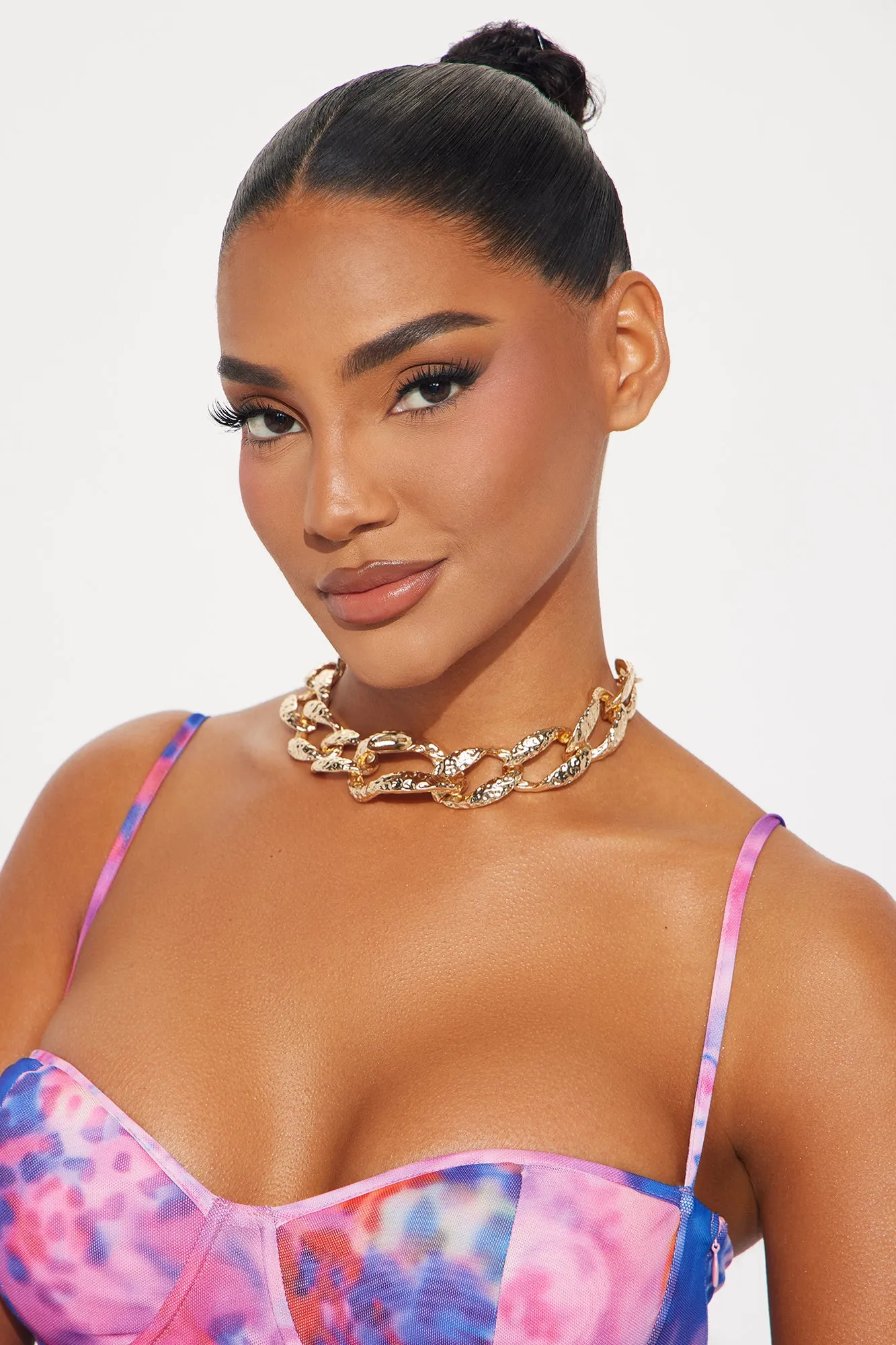 Making Big Boss Moves Necklace - Gold sold by Fashion Nova product image thumbnail 2