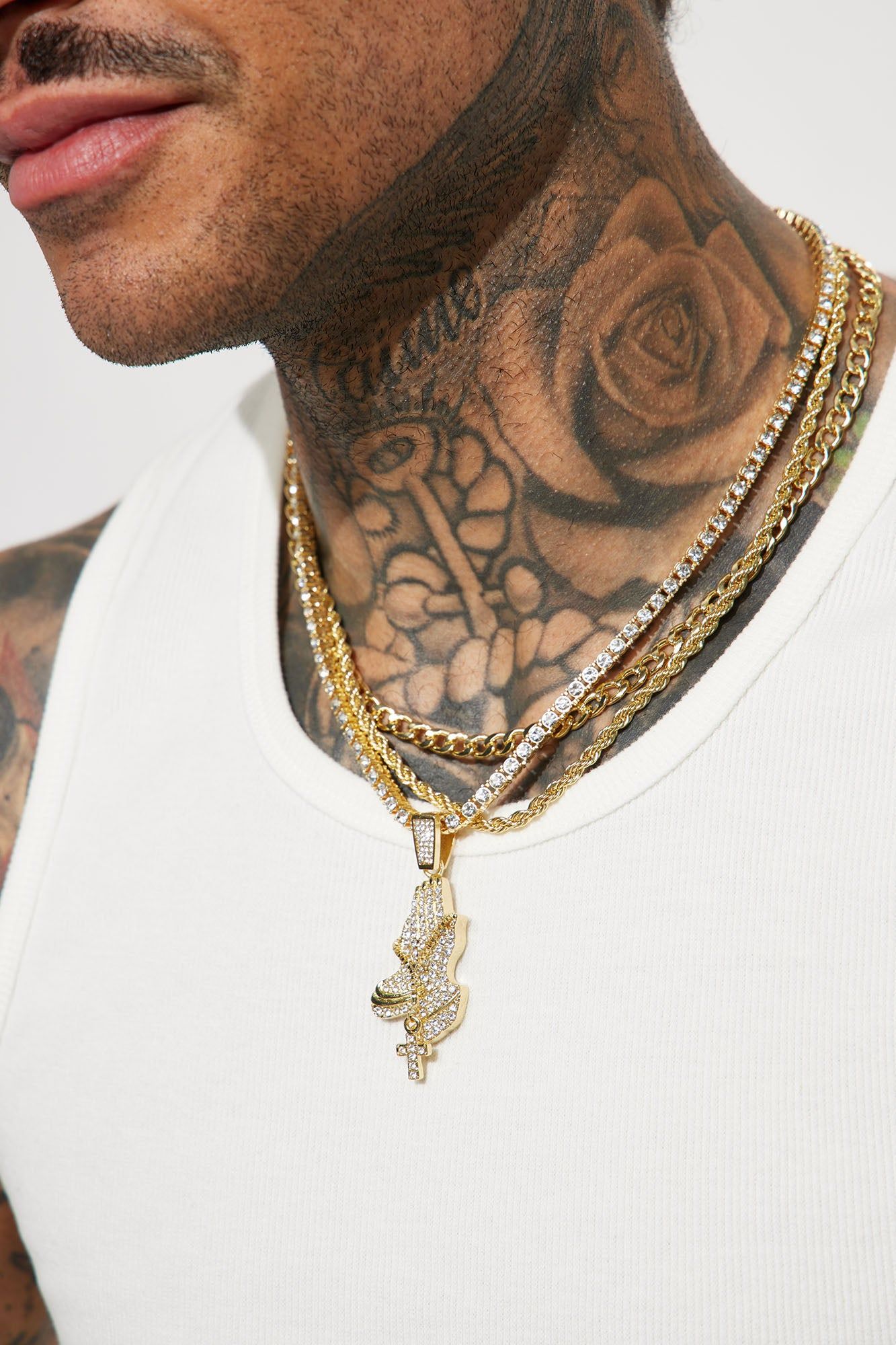 Praying Hands 3 Piece Chain Necklace - Gold sold by Fashion Nova