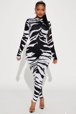 If You Want Me Sweater Jumpsuit - Black/White sold by Fashion Nova