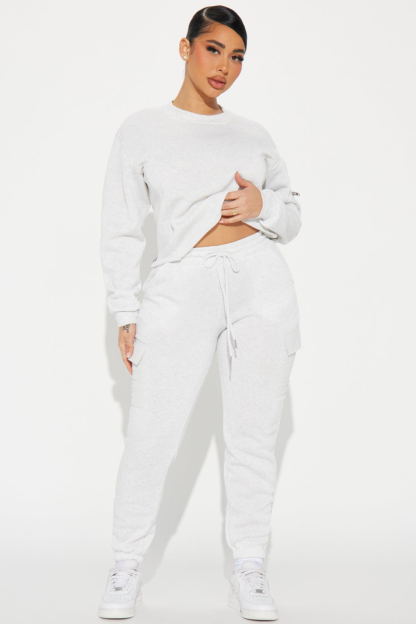 Dreamy Vibes Jogger Set - Heather Grey sold by Fashion Nova