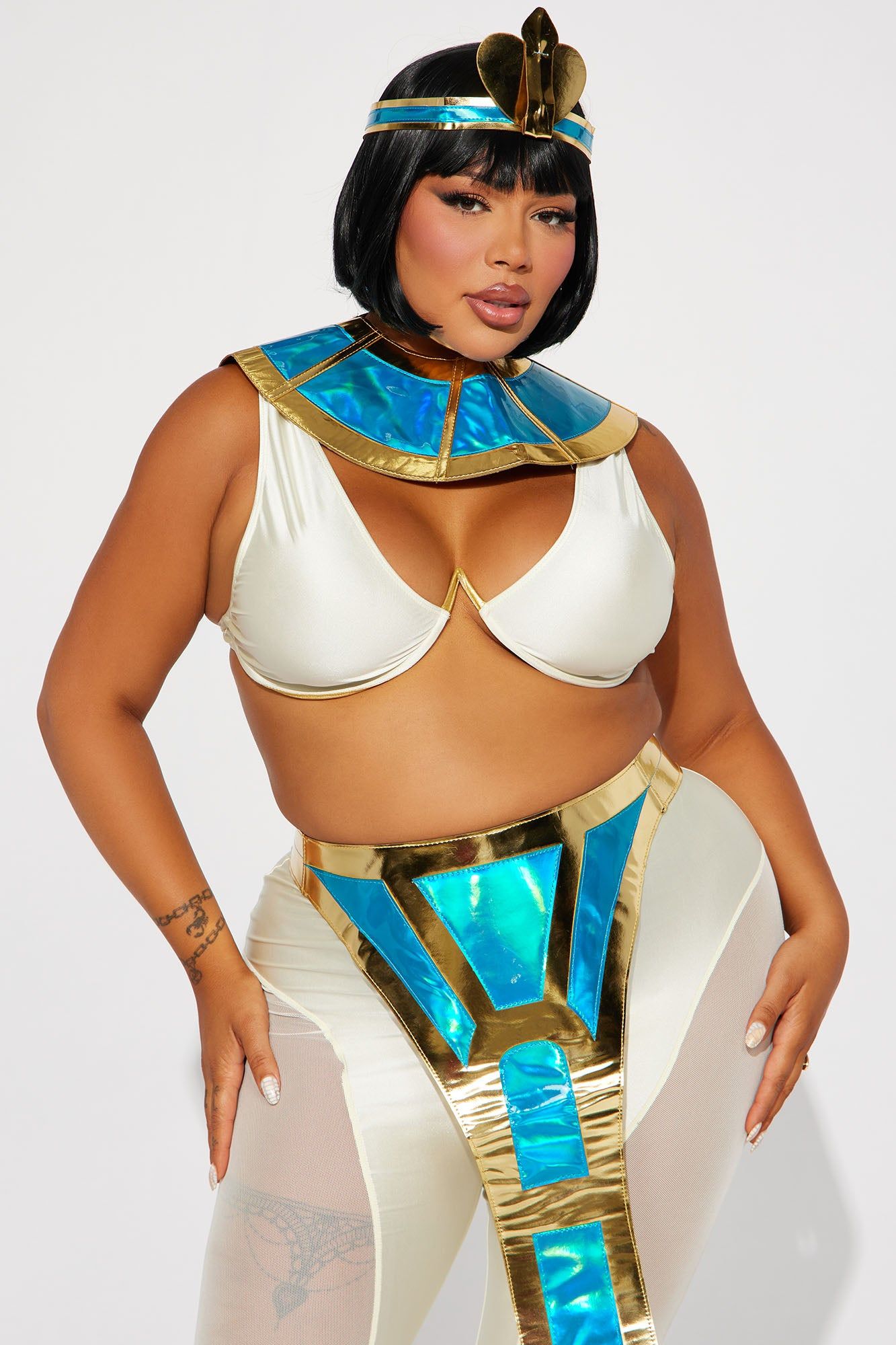 Ruler Of The Nile Pharaoh 5 Piece Costume Set - White/combo sold by Fashion Nova product image thumbnail 7