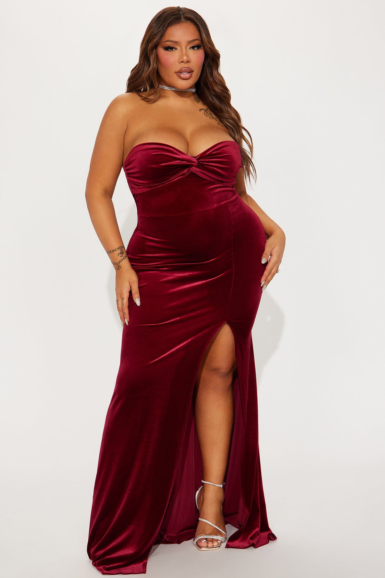 Mildred Velvet Maxi Dress - Burgundy sold by Fashion Nova product image thumbnail 4