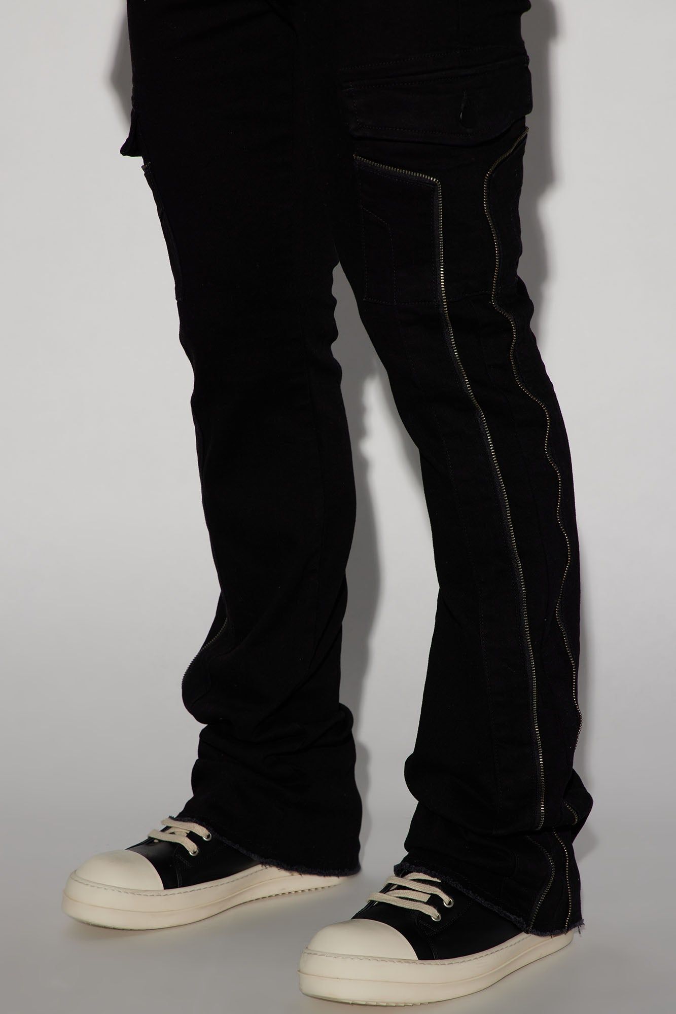 Hilltop Stacked Skinny Flare Jeans - Black sold by Fashion Nova product image thumbnail 4