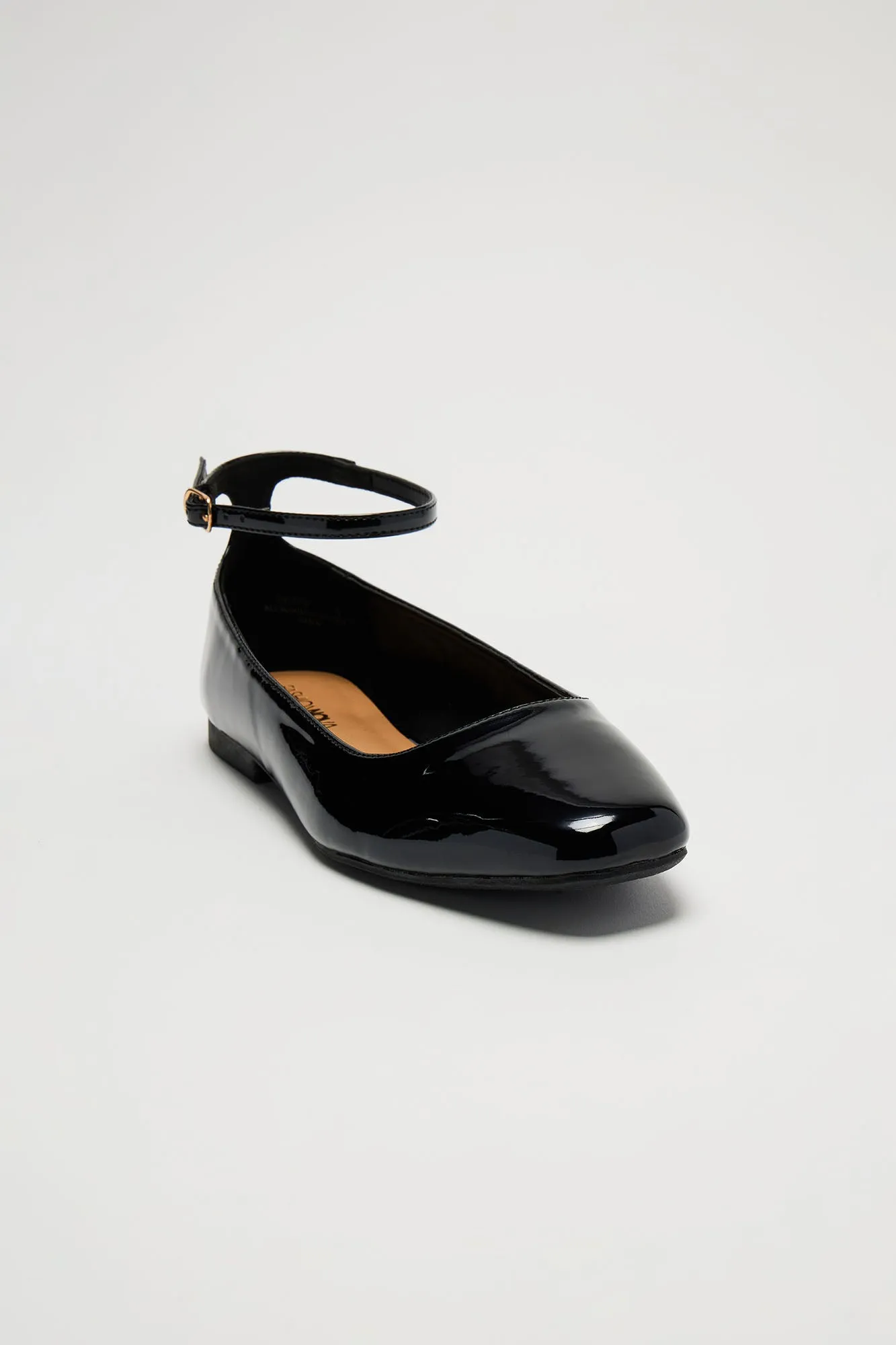 Half Of Me Flats - Black sold by Fashion Nova product image thumbnail 5