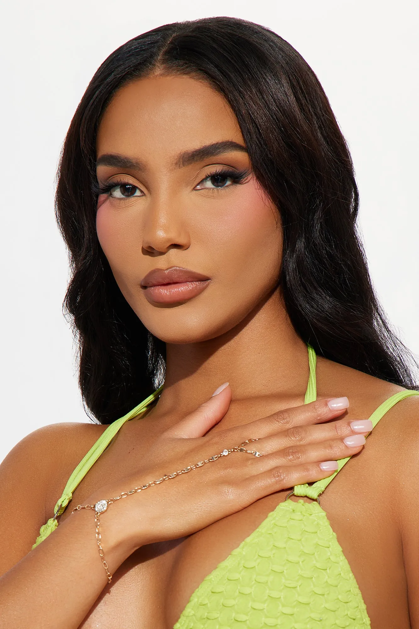 Met At The Cabana Hand Chain - Gold sold by Fashion Nova product image thumbnail 2