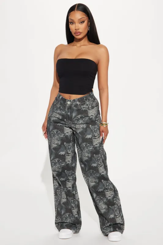 On The Prowl Straight Leg Jeans - Black sold by Fashion Nova