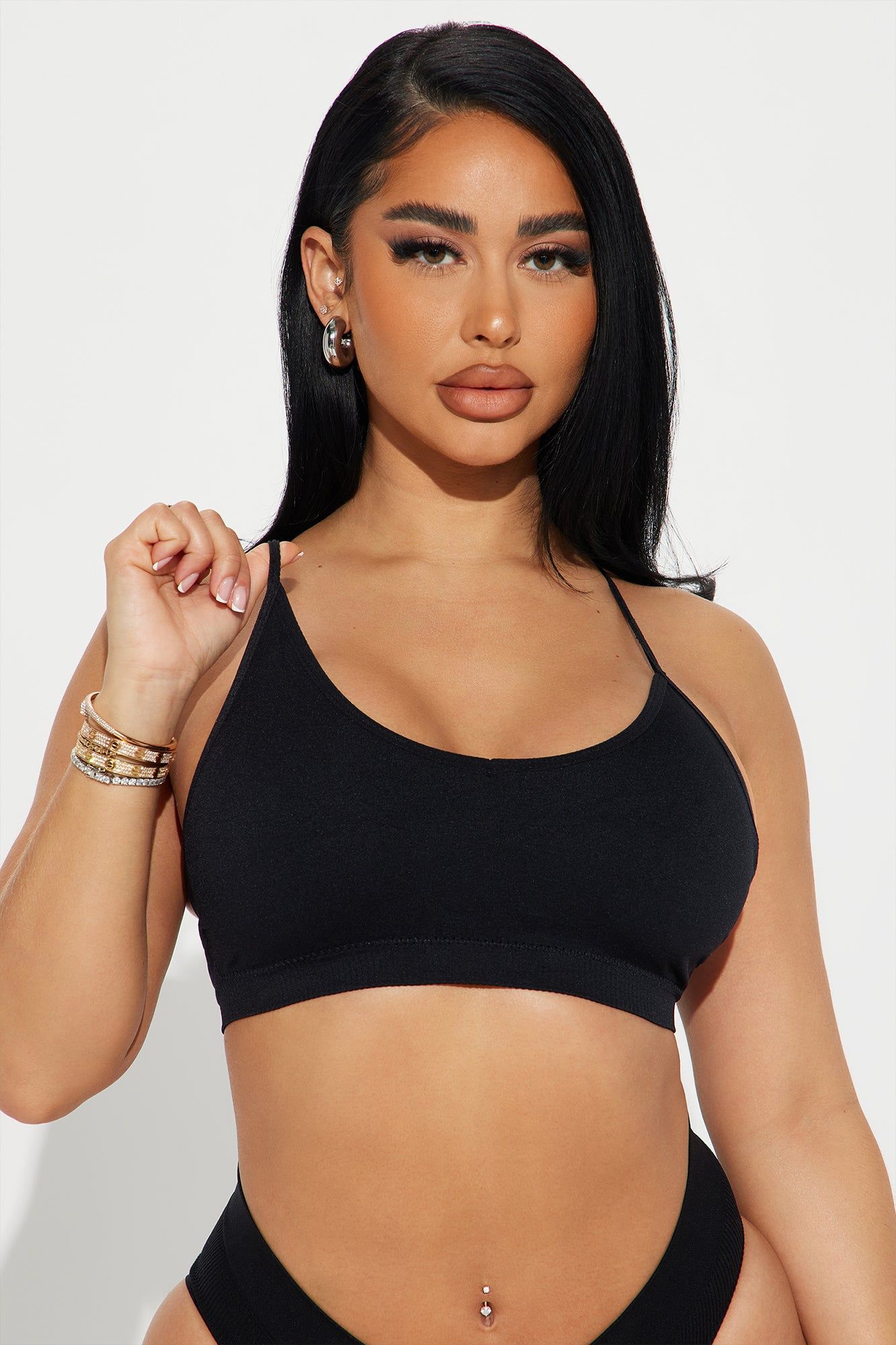 Easy Time Seamless 2 Pack Bras - Black/White sold by Fashion Nova