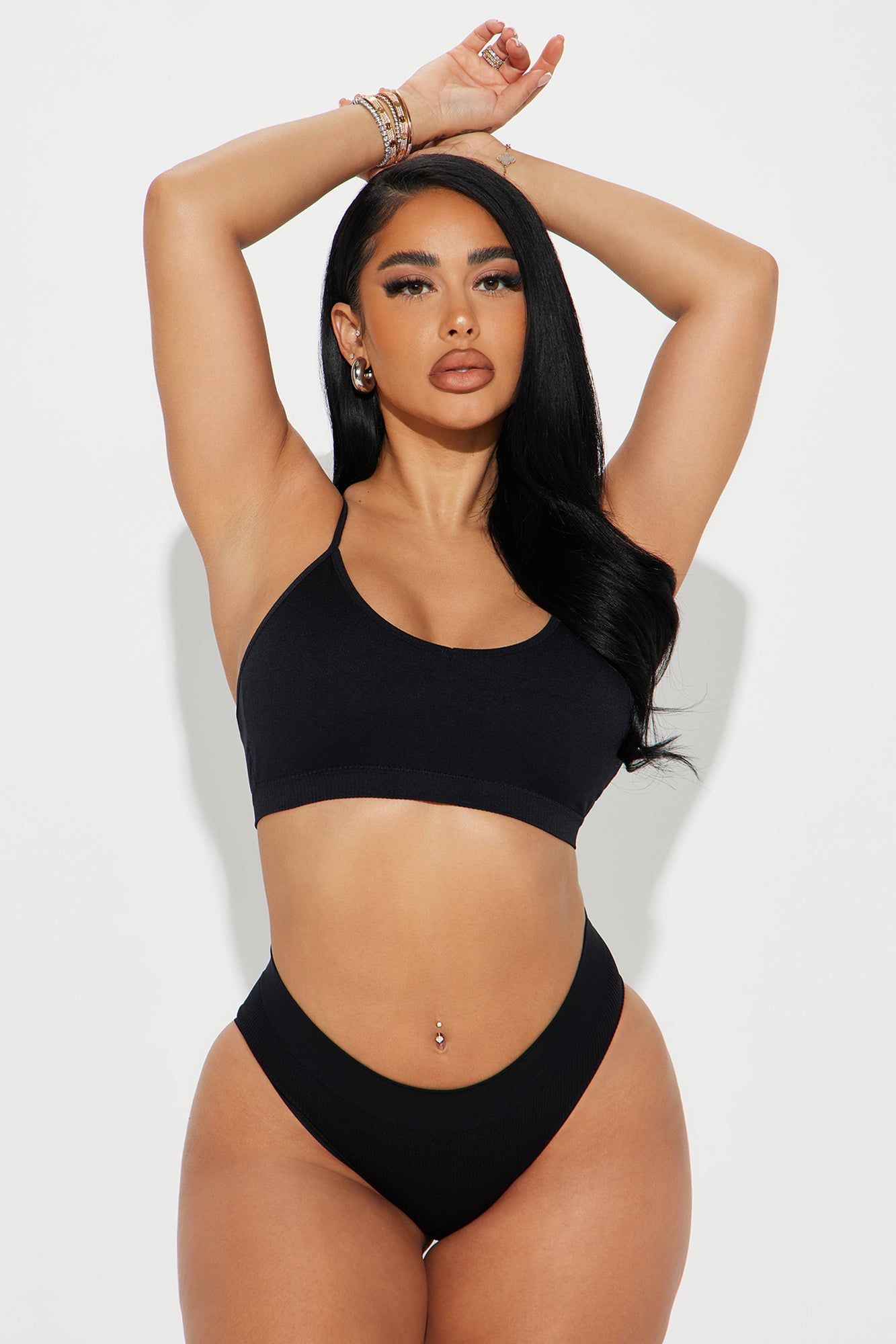 Easy Time Seamless 2 Pack Bras - Black/White sold by Fashion Nova product image thumbnail 2