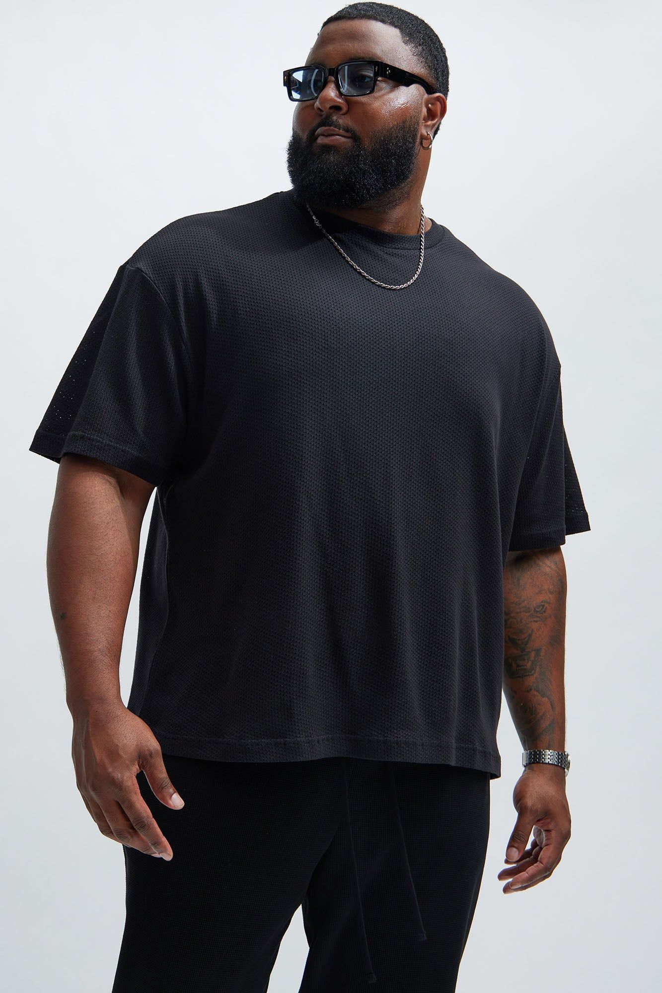 Randall Relaxed Textured Tee - Black sold by Fashion Nova product image thumbnail 5