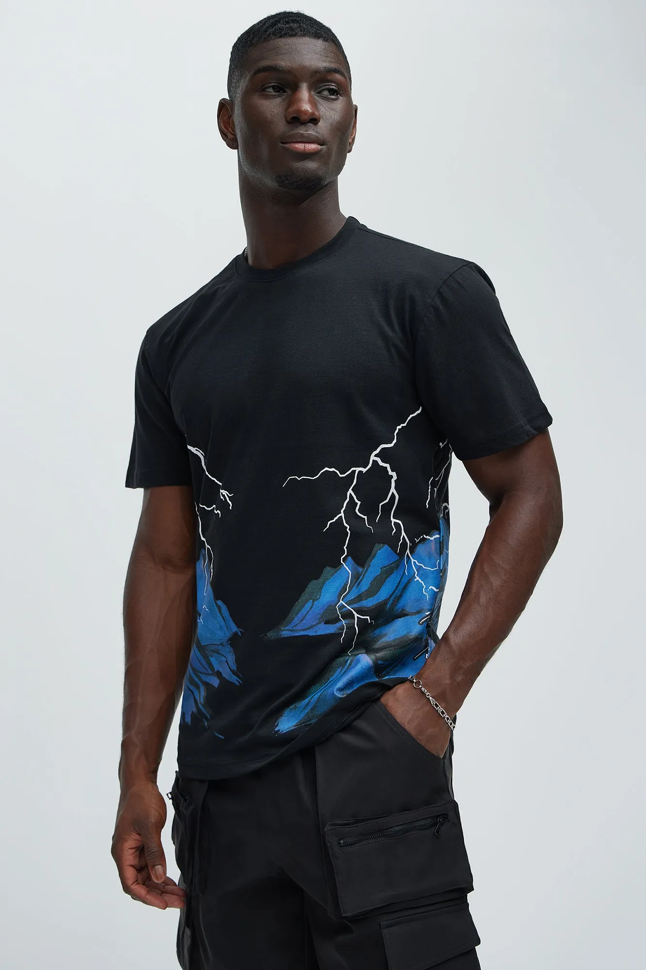 Love Everybody Trust No One Short Sleeve Tee - Black sold by Fashion Nova product image thumbnail 2