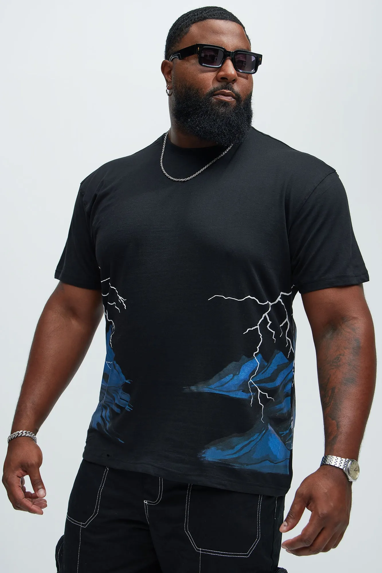 Love Everybody Trust No One Short Sleeve Tee - Black sold by Fashion Nova product image thumbnail 5