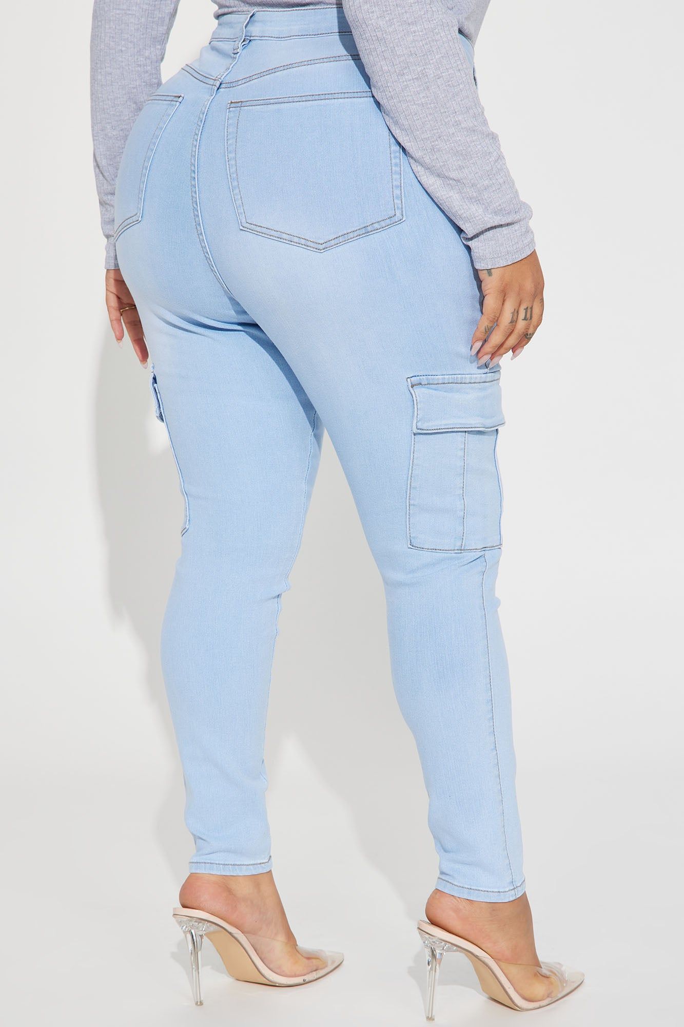 On The Roster Stretch Cargo Jean - Light Wash sold by Fashion Nova product image thumbnail 7