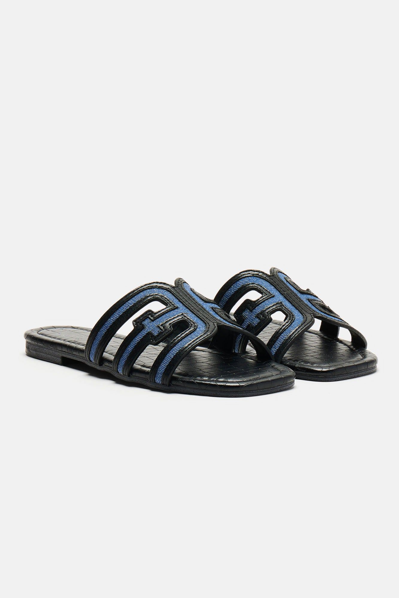 Leighton Cut Out Sandals - Black sold by Fashion Nova product image thumbnail 5