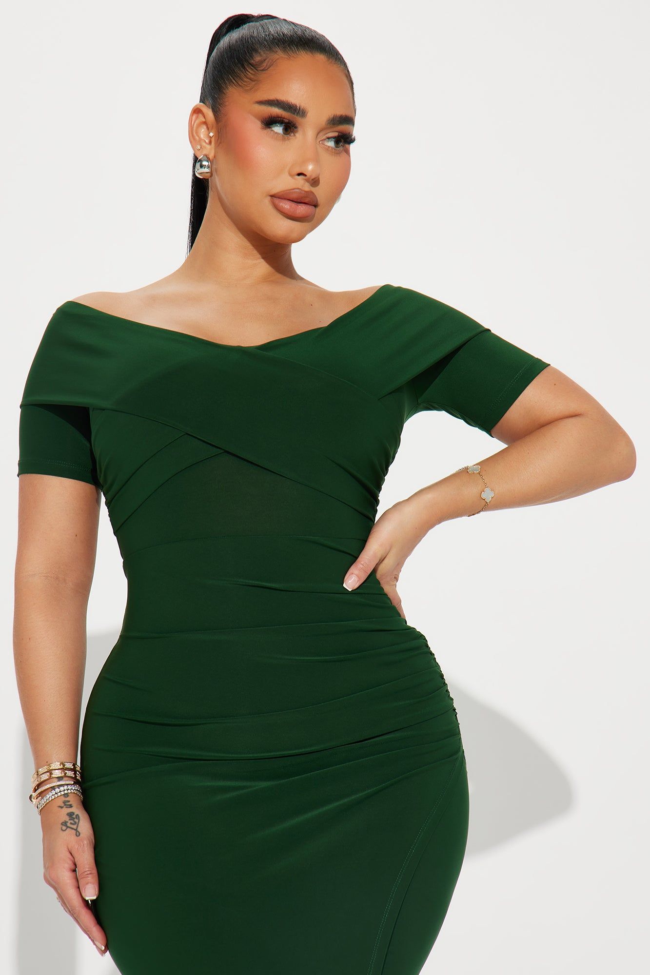 Lora Short Sleeve Midi Dress - Hunter sold by Fashion Nova product image thumbnail 2