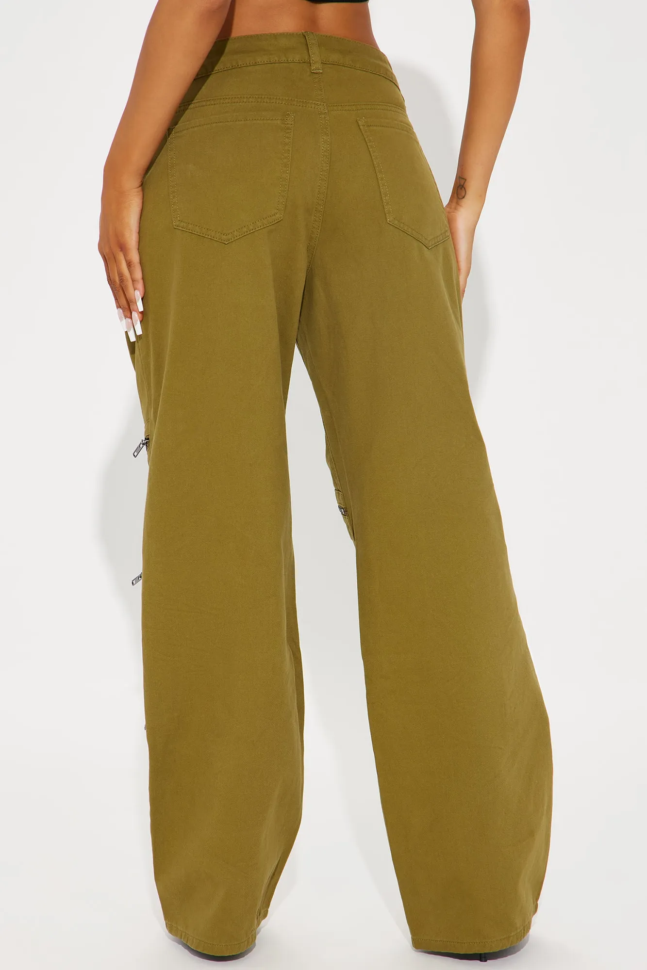 Got Me Zippered Wide Leg Pant - Olive sold by Fashion Nova product image thumbnail 4