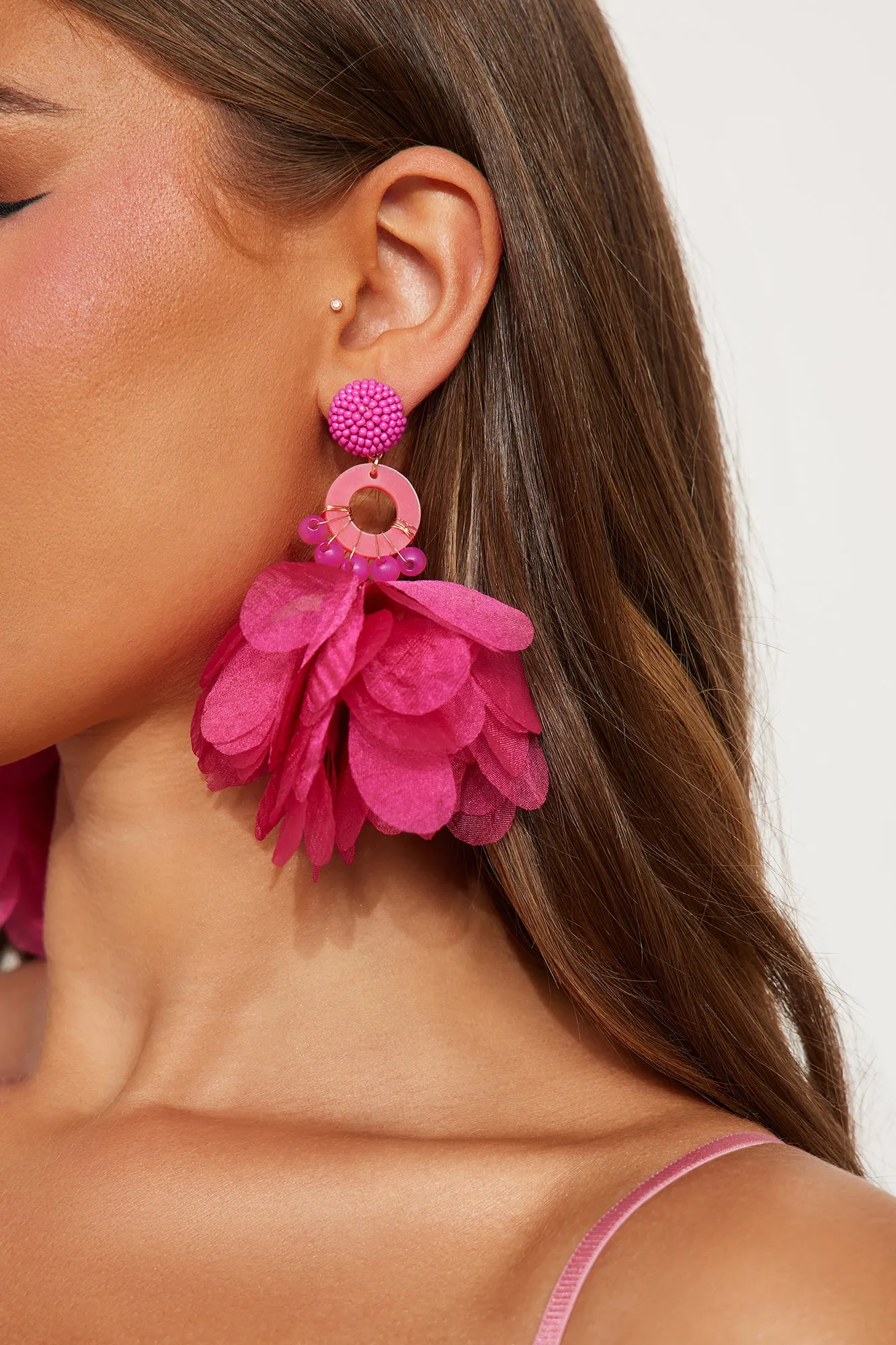 Dancing In The Garden Earrings - Pink sold by Fashion Nova