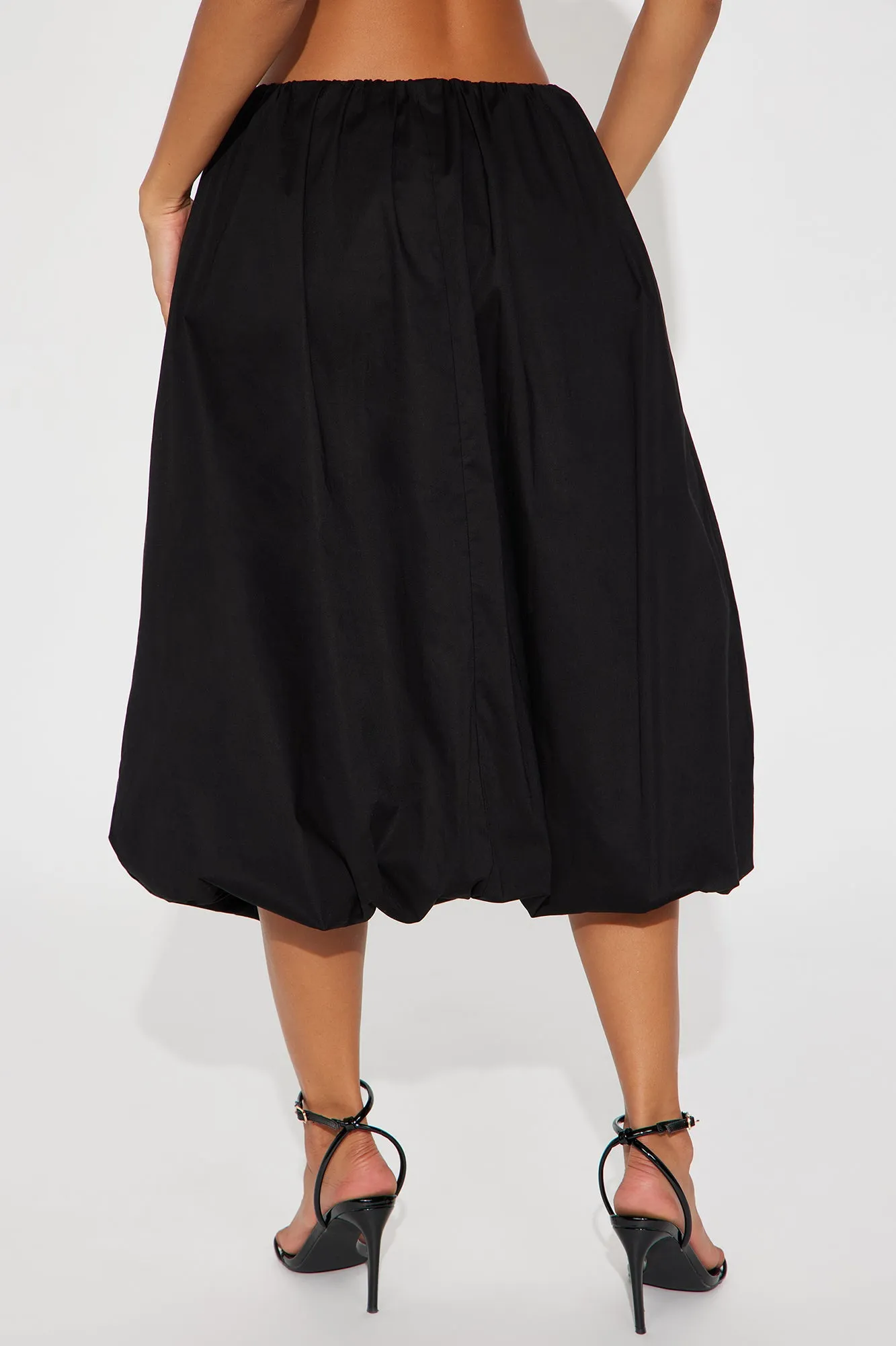 Darla Poplin Bubble Midi Skirt - Black sold by Fashion Nova product image thumbnail 3
