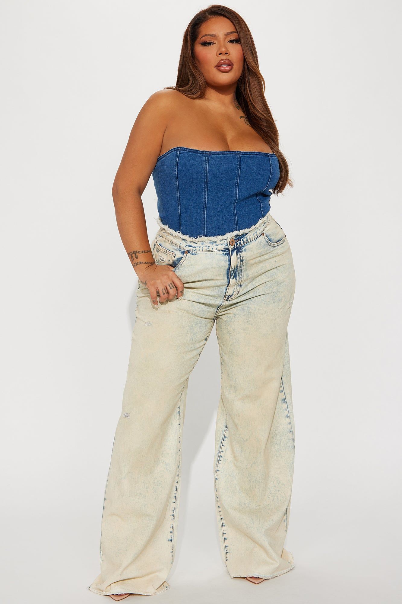 Step Away Tinted Baggy Jeans - Light Wash sold by Fashion Nova product image thumbnail 4