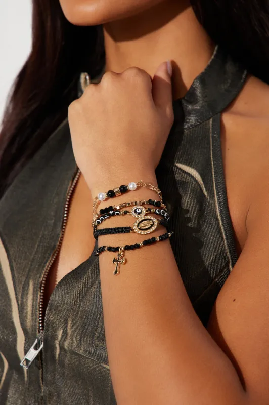 Sent From Above 5 Piece Bracelet Set - Gold/Black sold by Fashion Nova