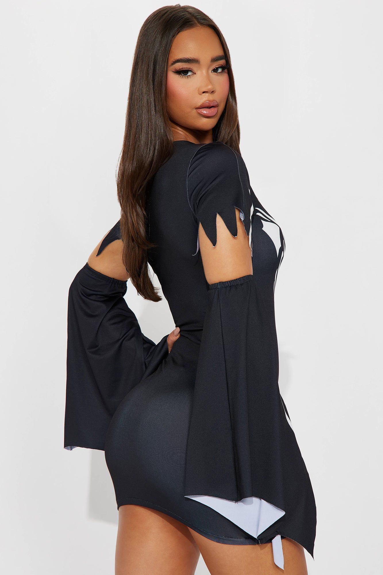 Haunted Skull 3 Piece Costume Set - Black/White sold by Fashion Nova product image thumbnail 3