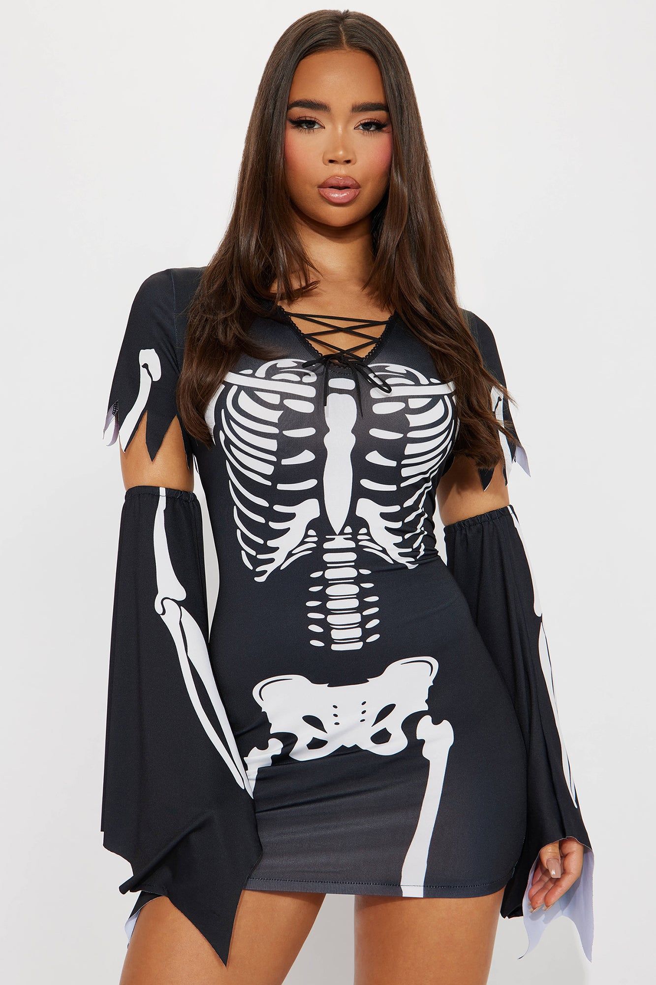 Haunted Skull 3 Piece Costume Set - Black/White sold by Fashion Nova product image thumbnail 2