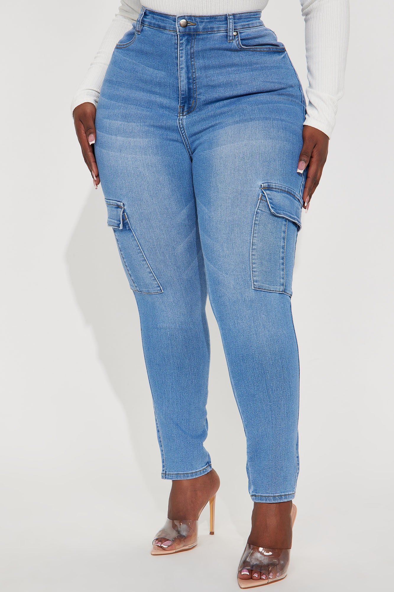 On The Roster Stretch Cargo Jean - Medium Wash sold by Fashion Nova product image thumbnail 6