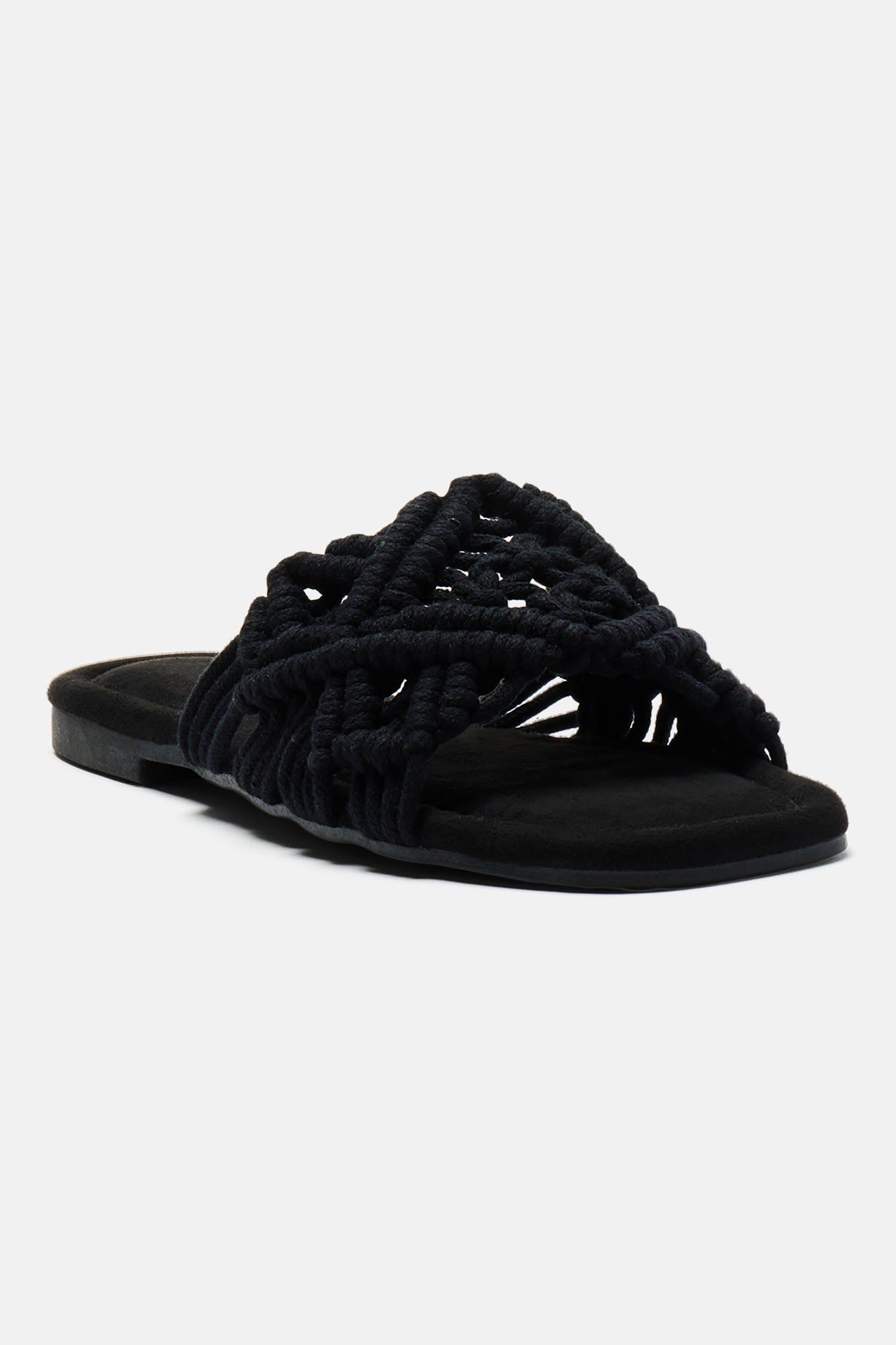 Luxury Villa Flat Sandals - Black sold by Fashion Nova