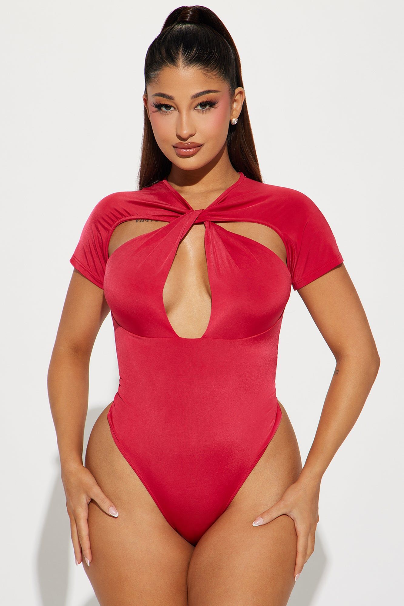 Don't Get It Twisted Short Sleeve Bodysuit - Red sold by Fashion Nova