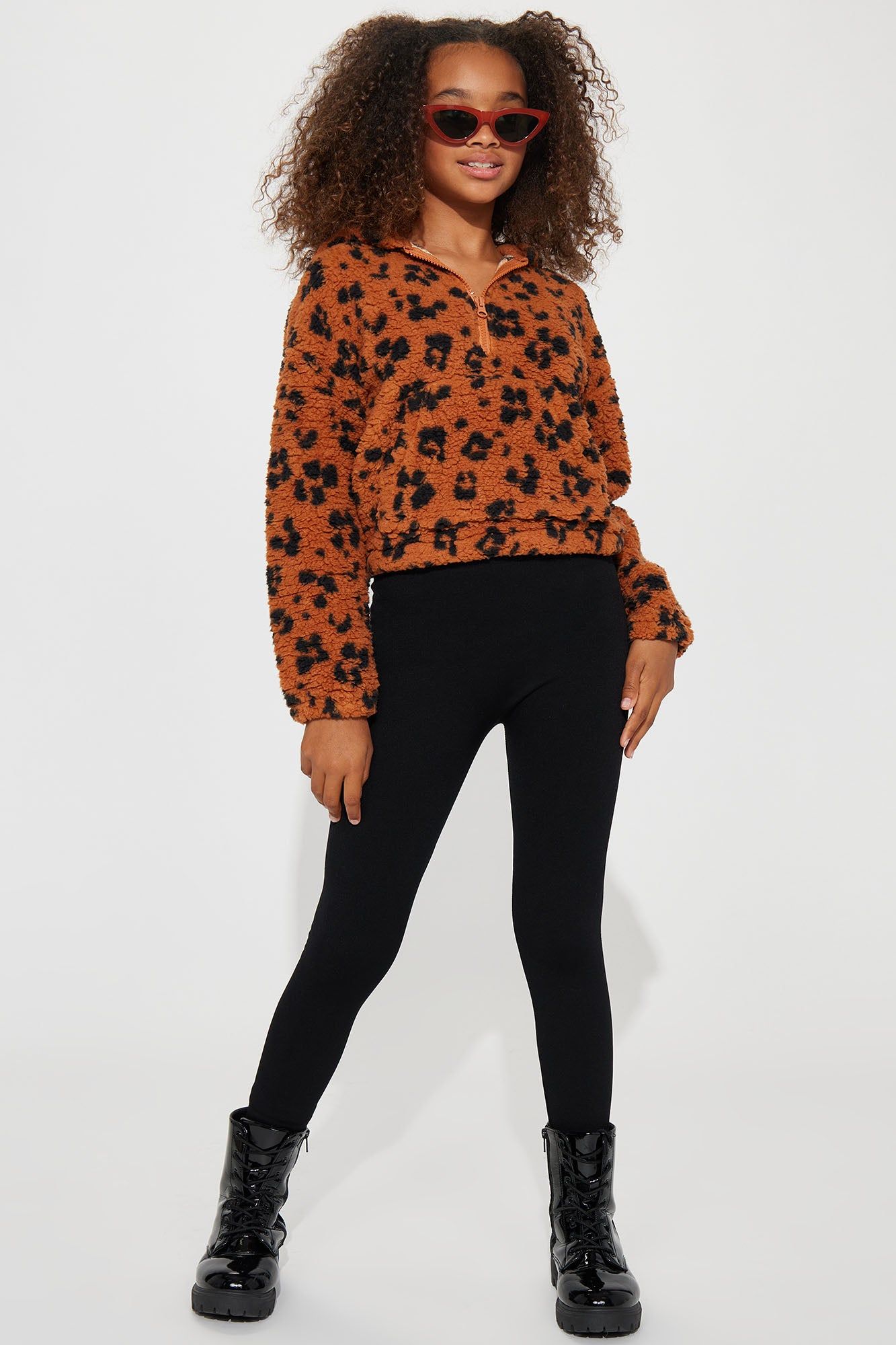 Mini Print Sherpa Fleece Lined Legging Set - Brown sold by Fashion Nova